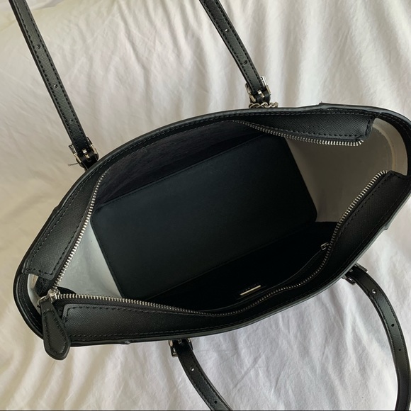 GUESS Tote Bag - Picture 4 of 5